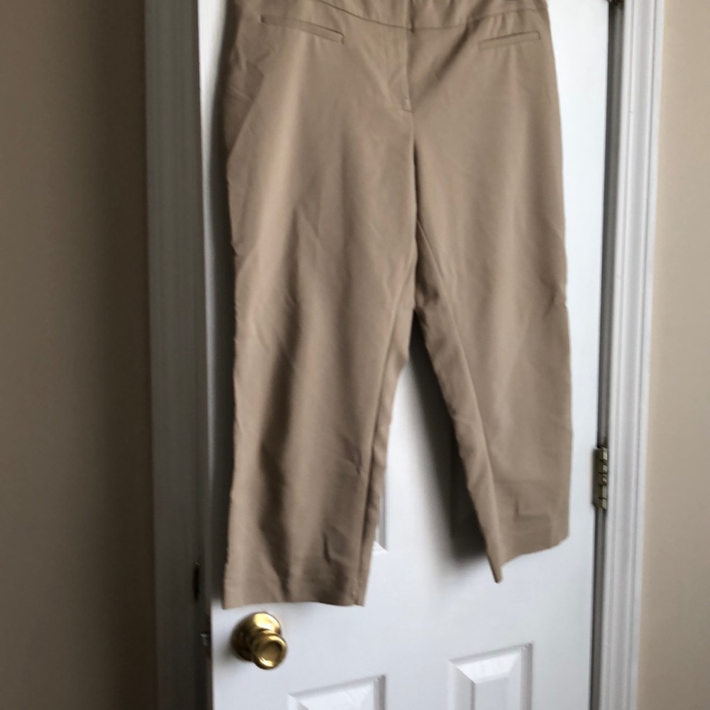 Khaki Capri